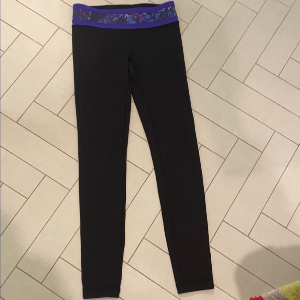 Black Lululemon Ivivva Leggings with Small Hole